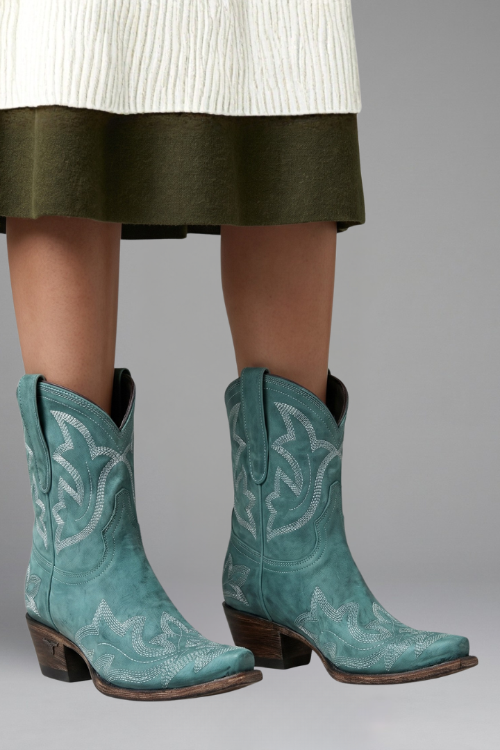 Olivia | Boots with Embroidered Detailing