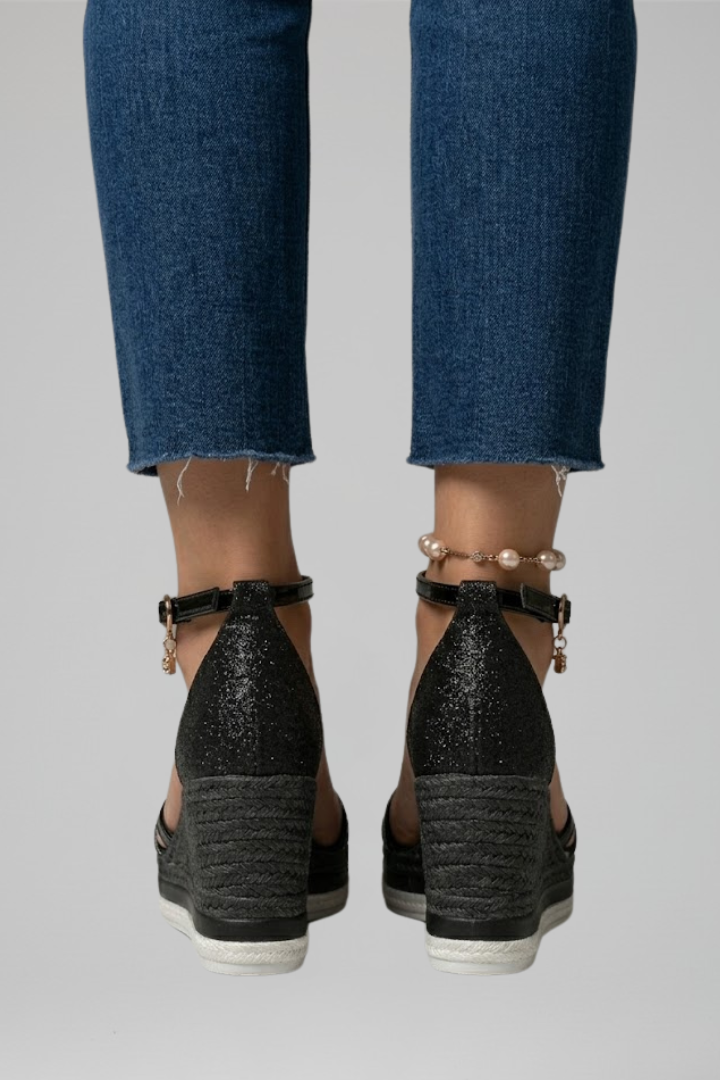 Nina | Orthopaedic Cushioned Sandal with Slip-On Design